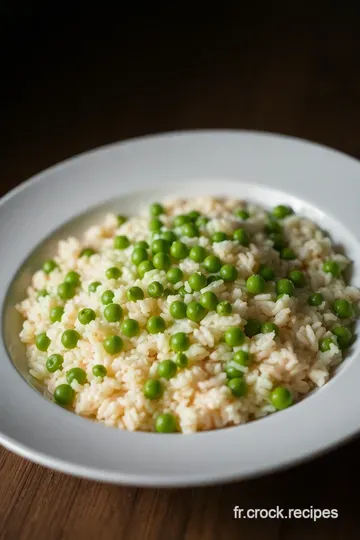 Riz au Petit Pois: Le Plat Chic et Coloré presentation